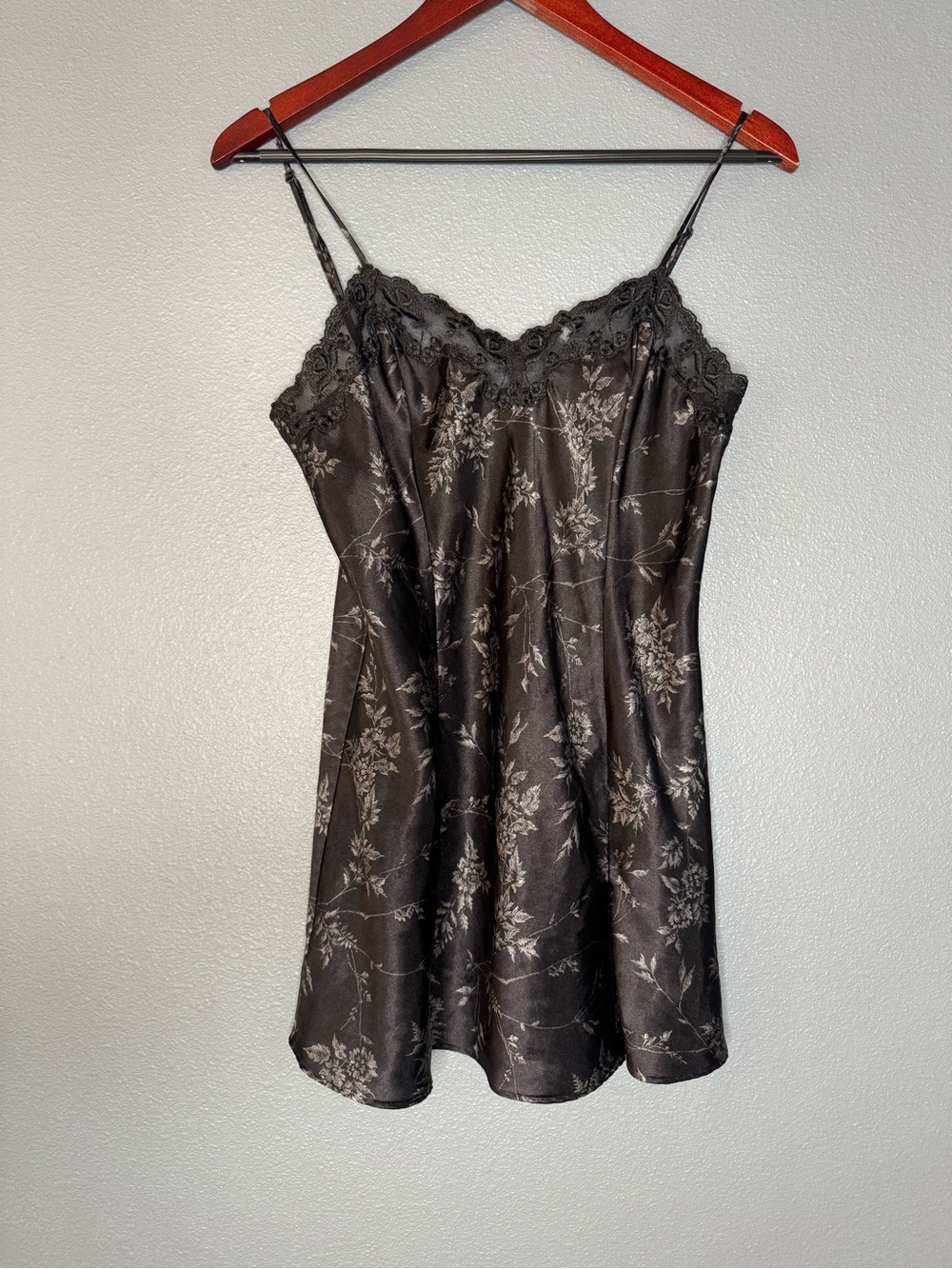 Victoria’s Secret Y2K Satin Slip Dress Small Black Floral Lace Chemise